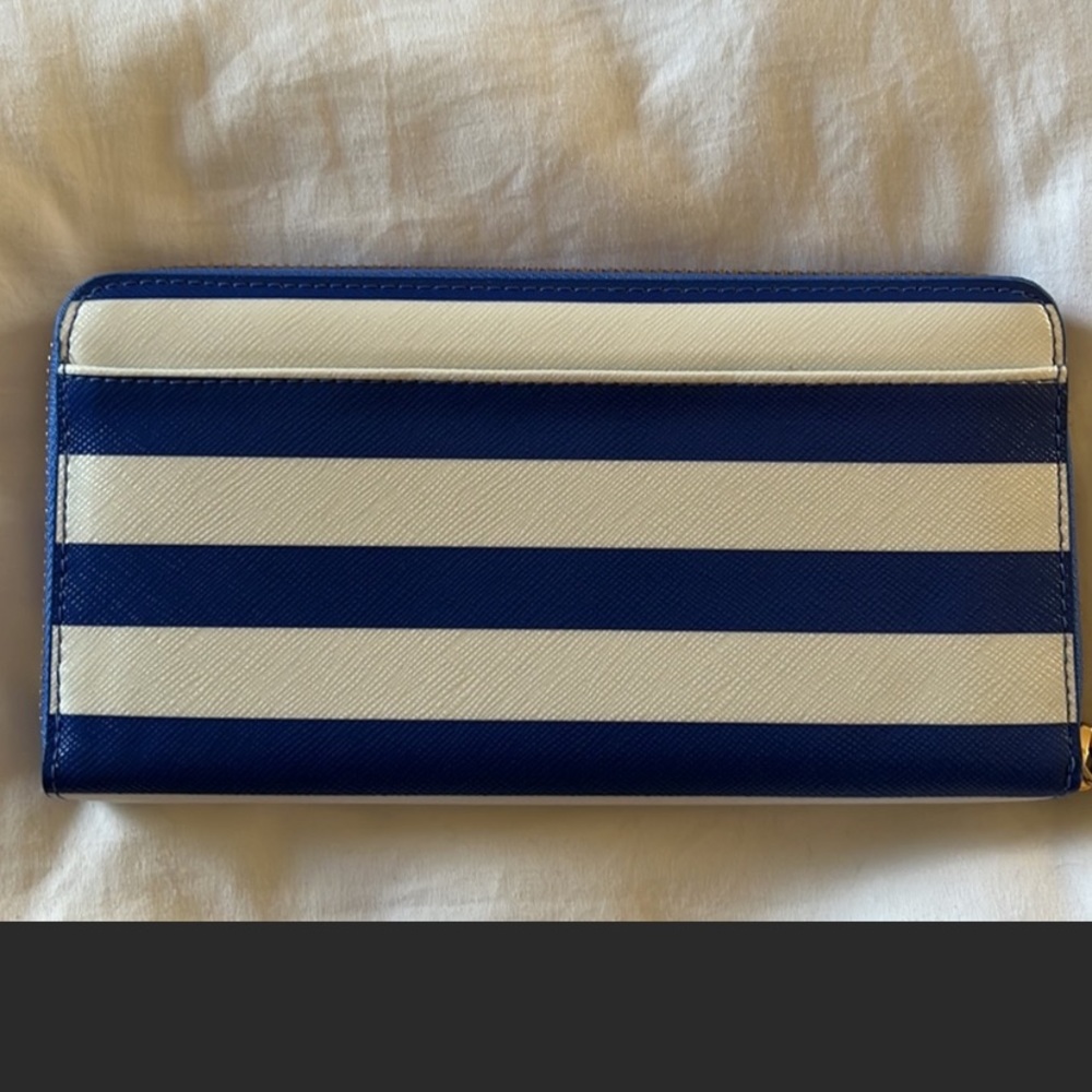 Kate Spade || Sunglasses ‘Make a Splash’ Neda Wallet || Like New - Picture 2 of 7